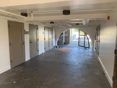 {{ custom_values.service_3 }} in {{custom_values.area_1})