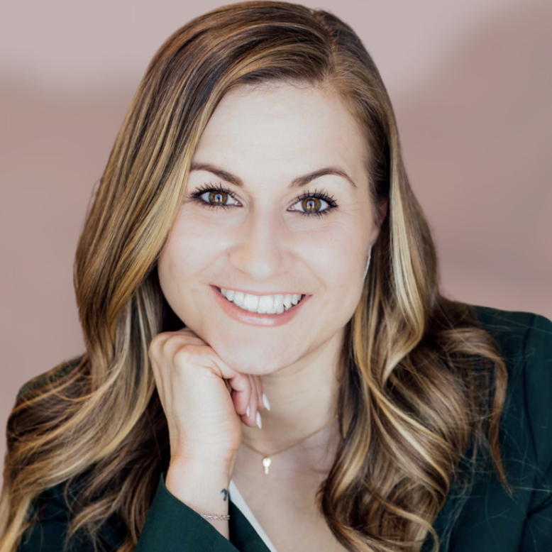 Kendra Strong-Tehrani headshot