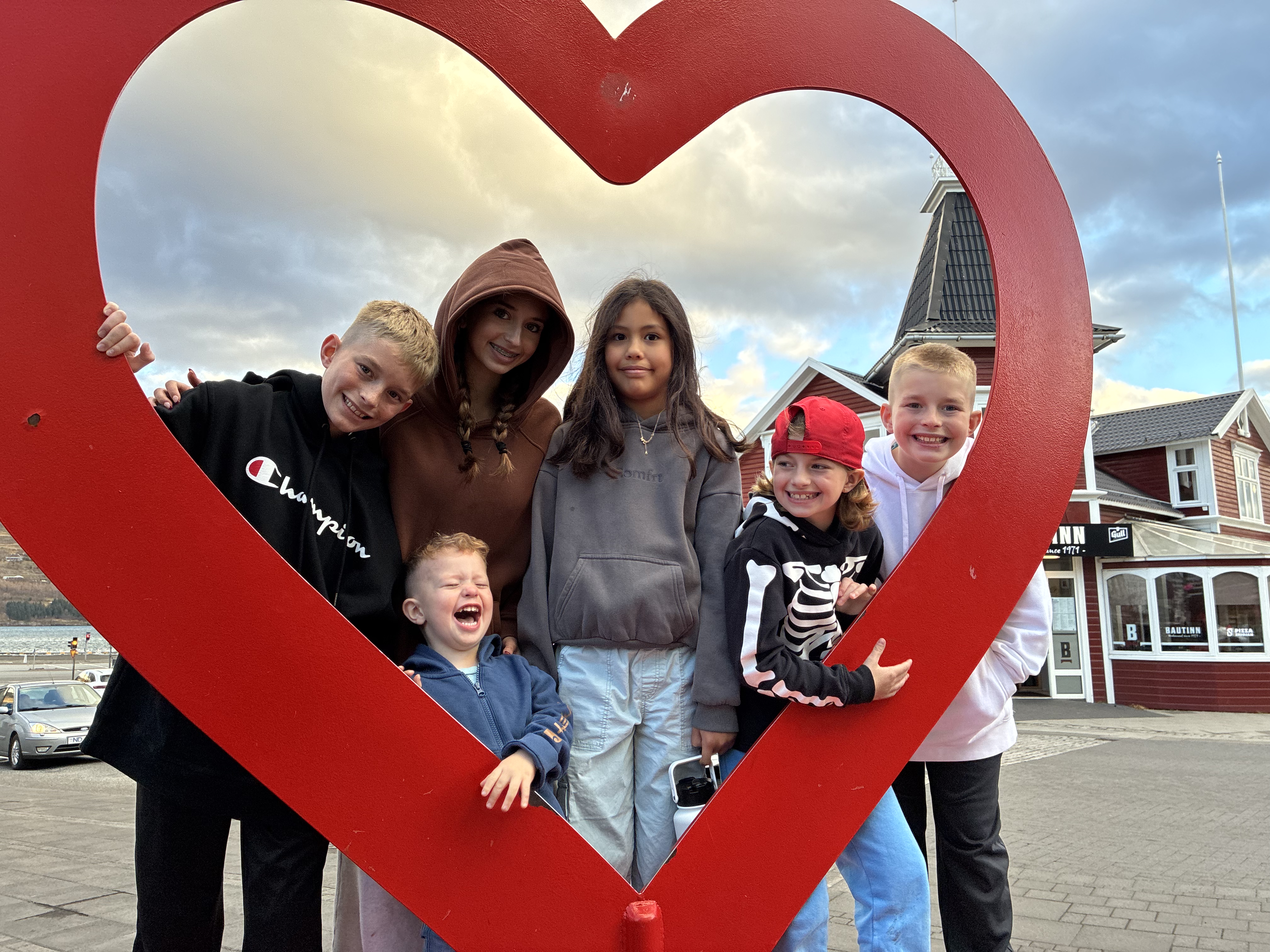 Bonnie Faucett's children