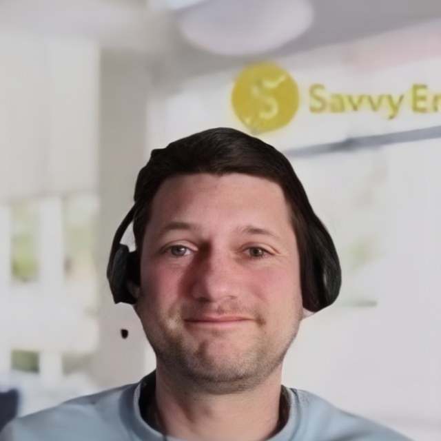 Martin, Savvy English coach