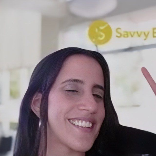 Wendy, Savvy English coach