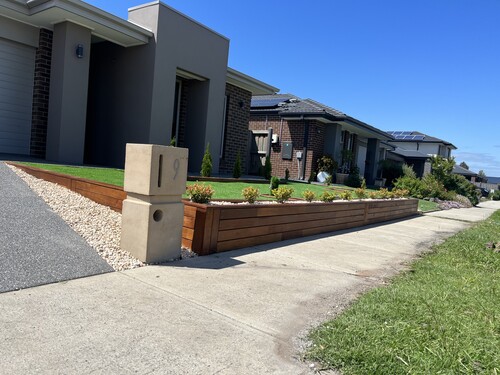 Deer Park Garden Beds