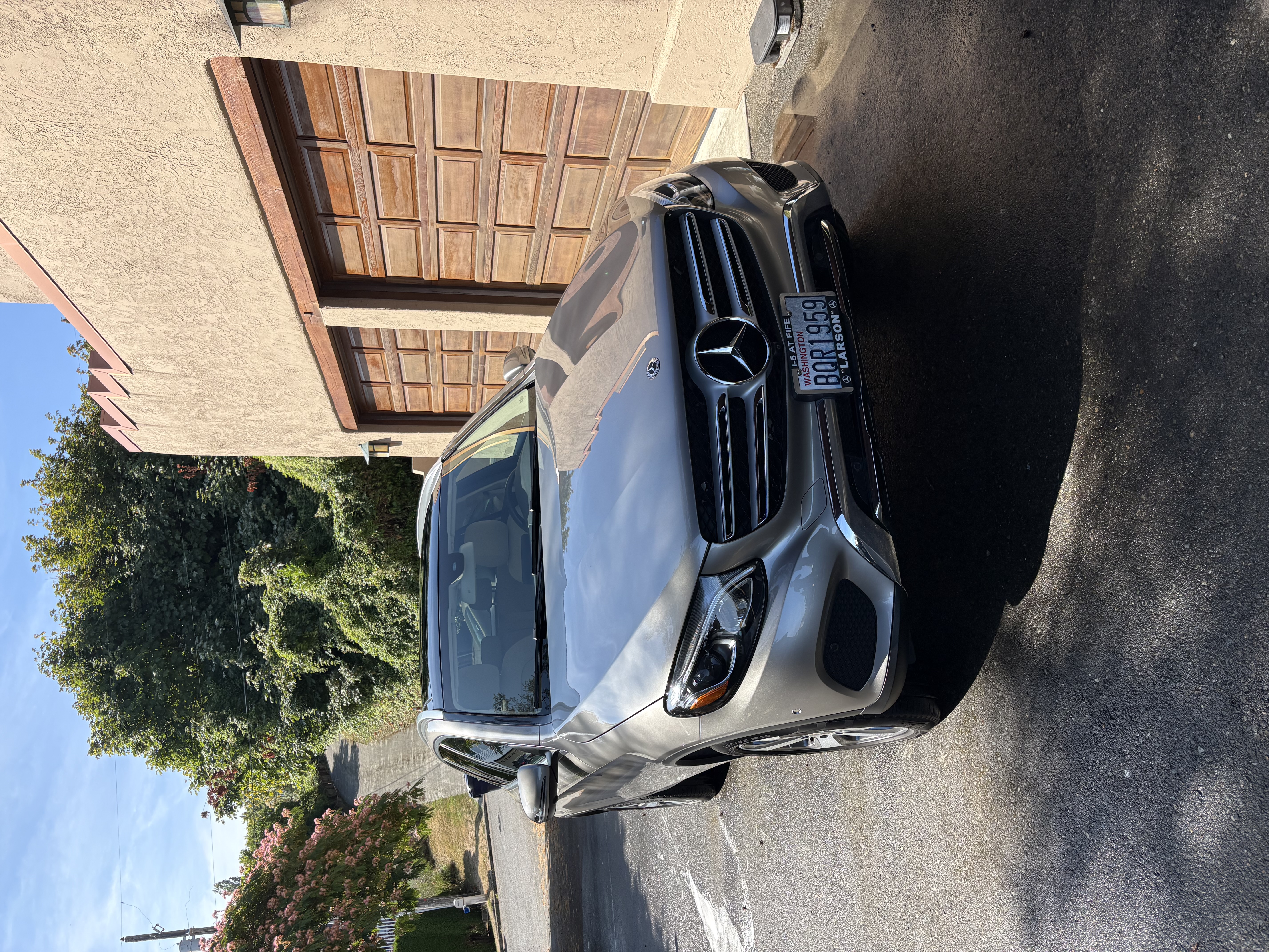 Mercedes SUV mobile detailing at client location