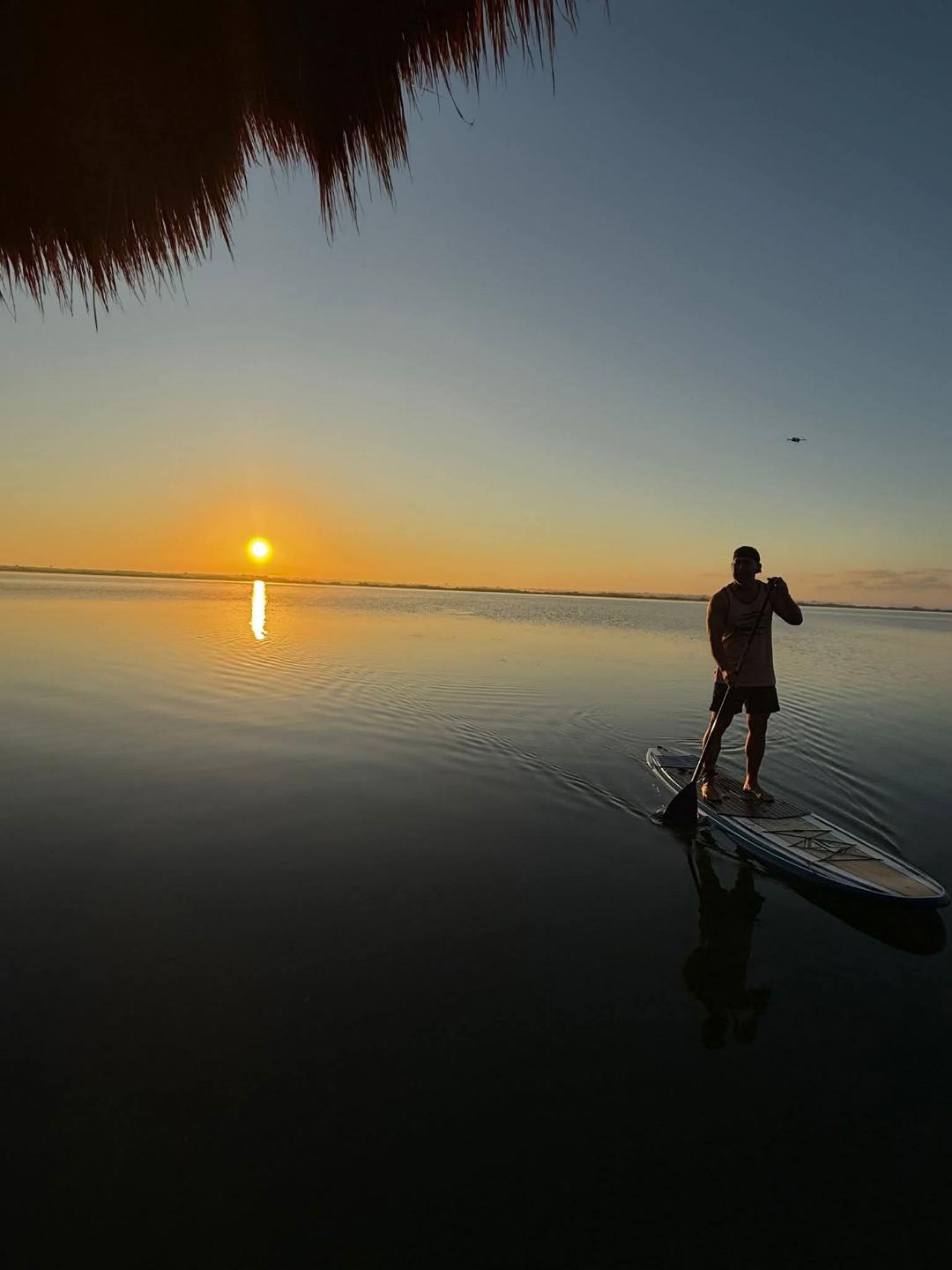Stand up paddle