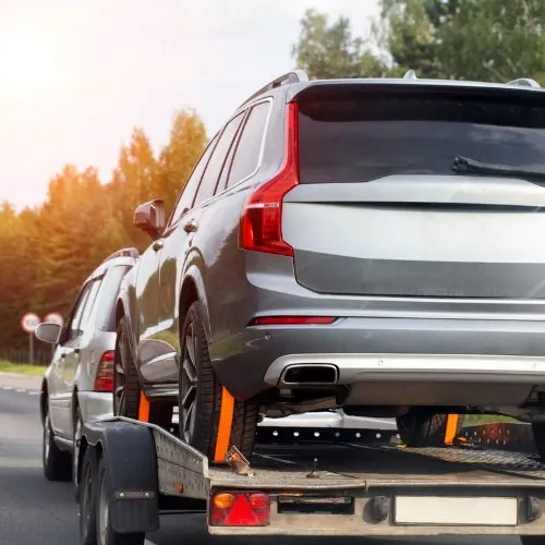 Light and Medium Vehicle Towing - Sunstate Towing LLC