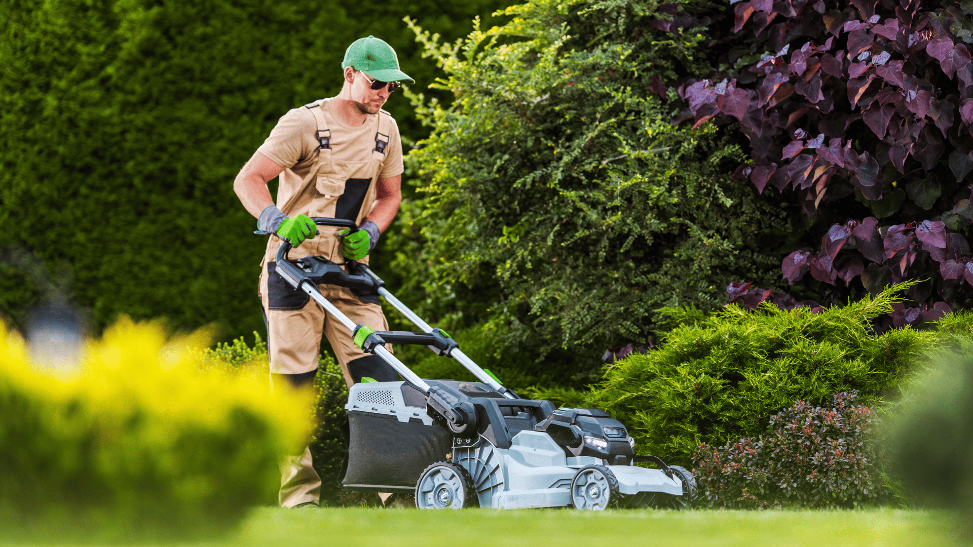 Lawn Care - Mowing in Ambler