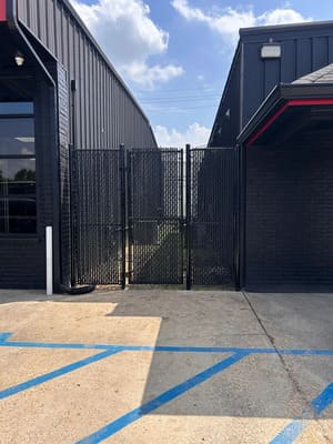 {{ custom_values.service_3 }} in {{custom_values.area_3})