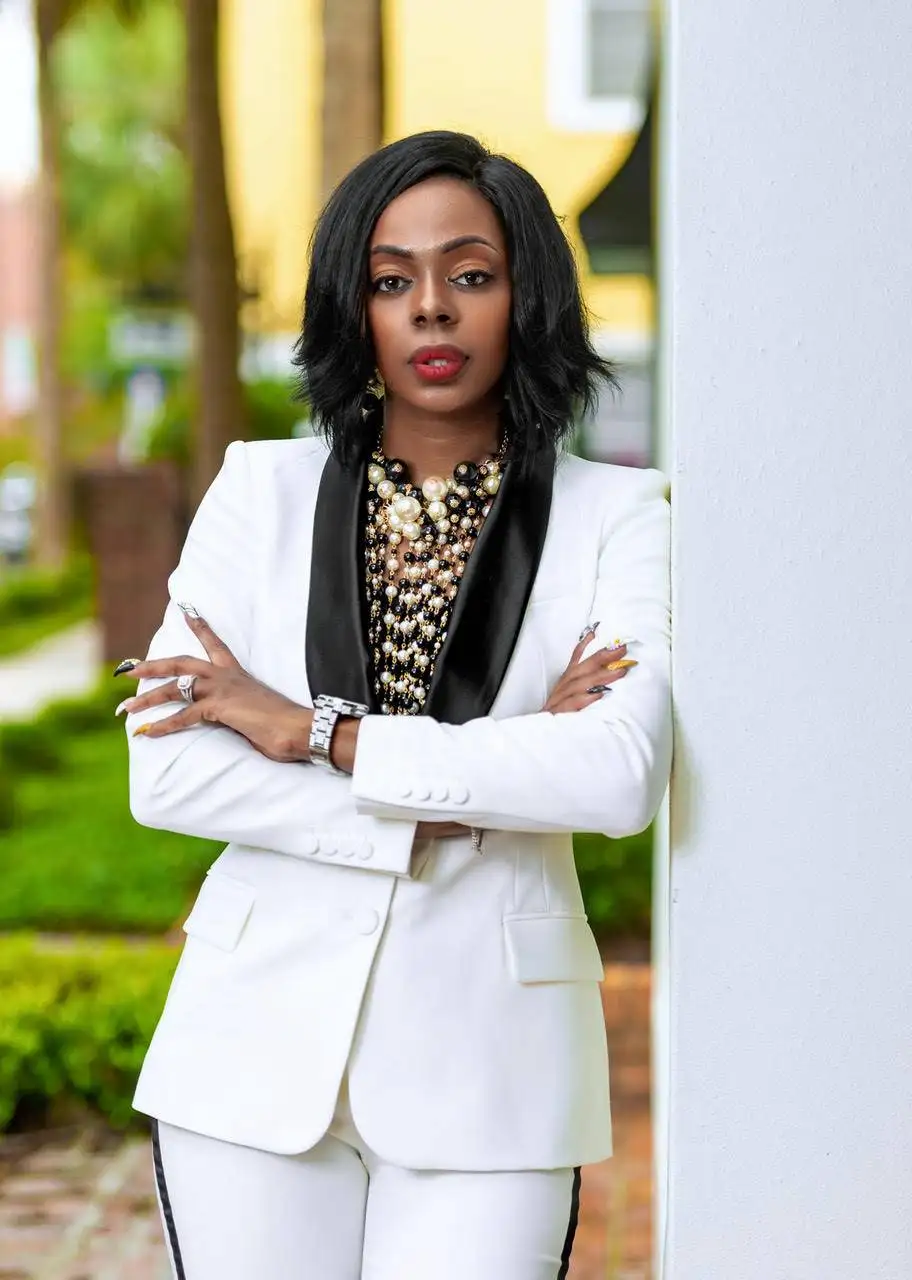 Shawana Boyer, Founder of B-Luxury Group