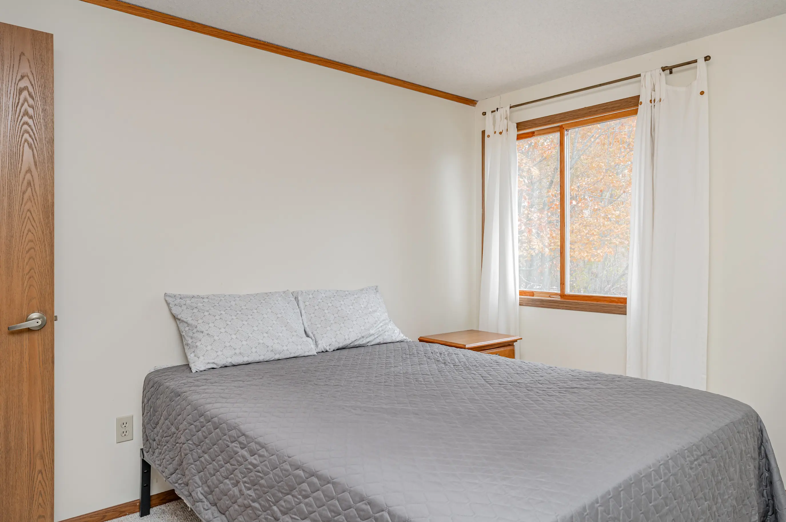 Lakeview and Wildlife Cabin Property