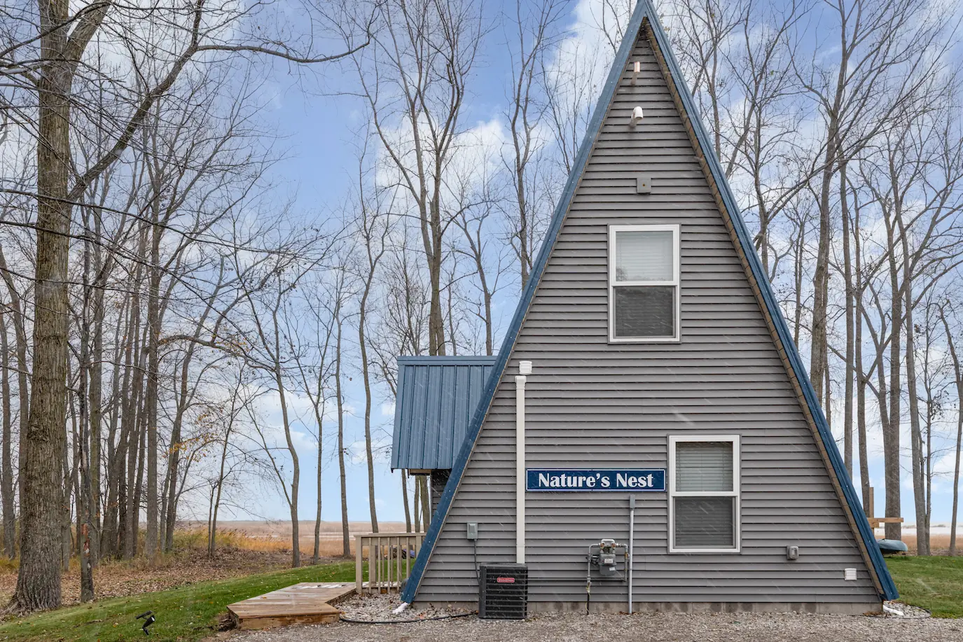Nature's Nest - Left Cabin exterior view