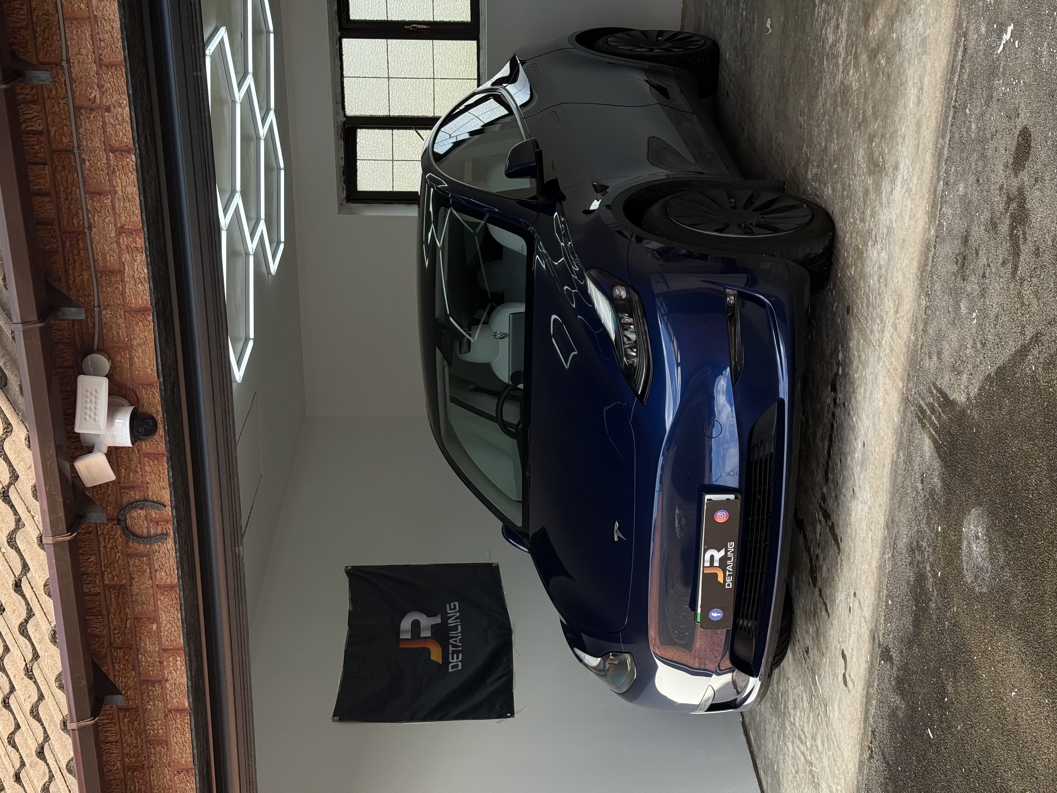 J.R Detailing dedicated detailing unit in Derby — paint correction and ceramic coating