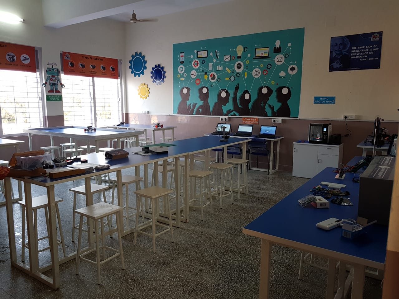 A Grobots-built school robotics lab