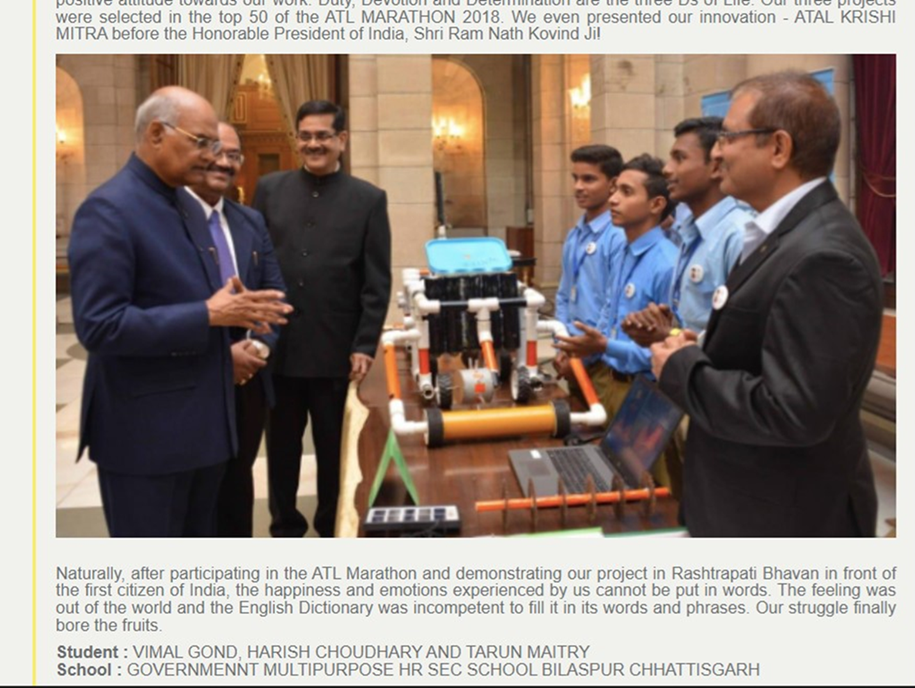 Students presenting the Atal Krishi Mitra innovation to the Hon'ble President of India at Rashtrapati Bhavan