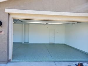 {{ custom_values.service_2 }} in {{custom_values.area_2})