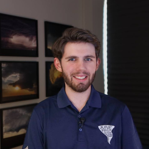 storm chasing tours