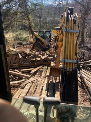 {{ custom_values.service_4 }} in {{custom_values.area_7})