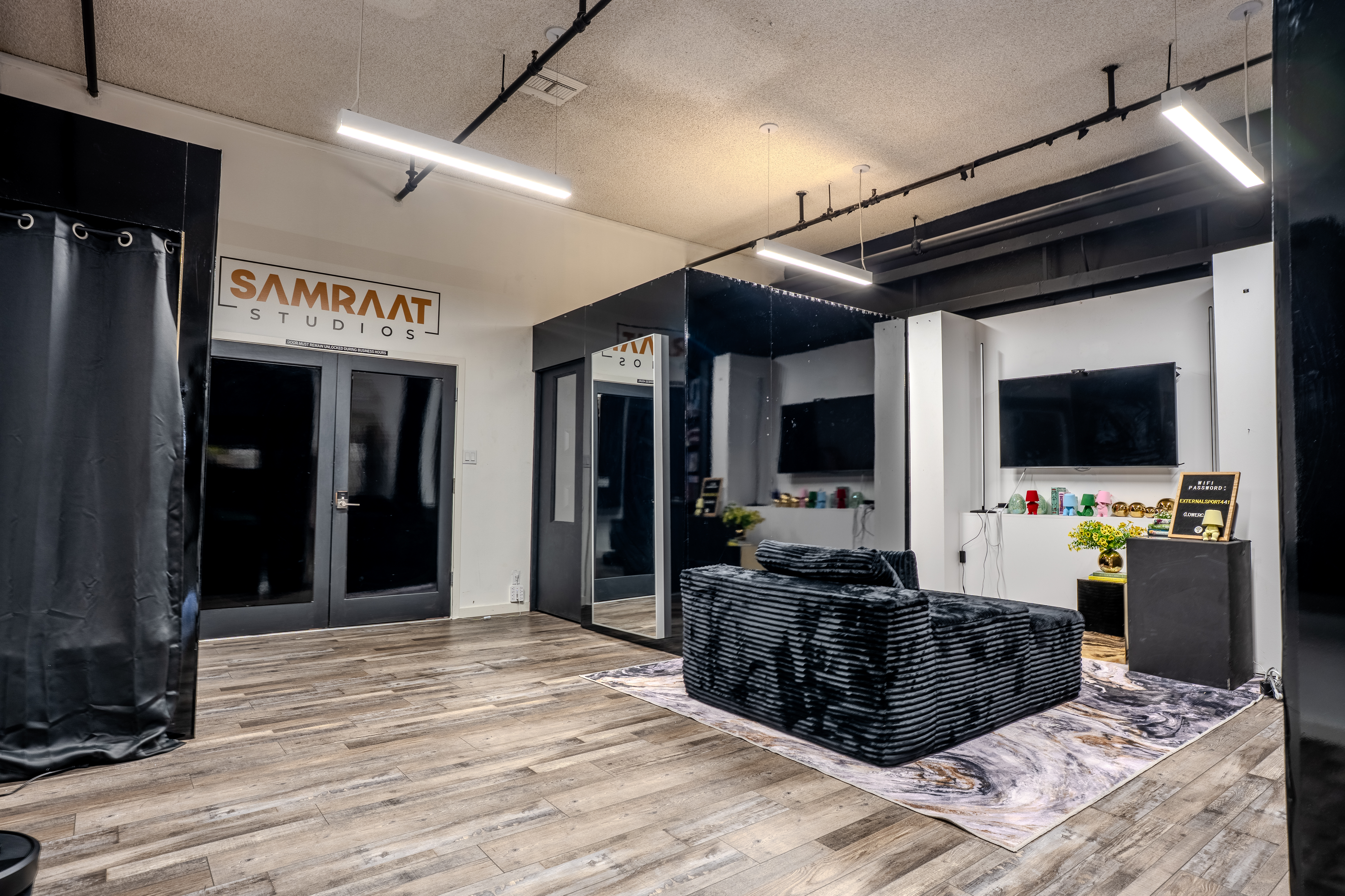 SAMRAAT Studio Details