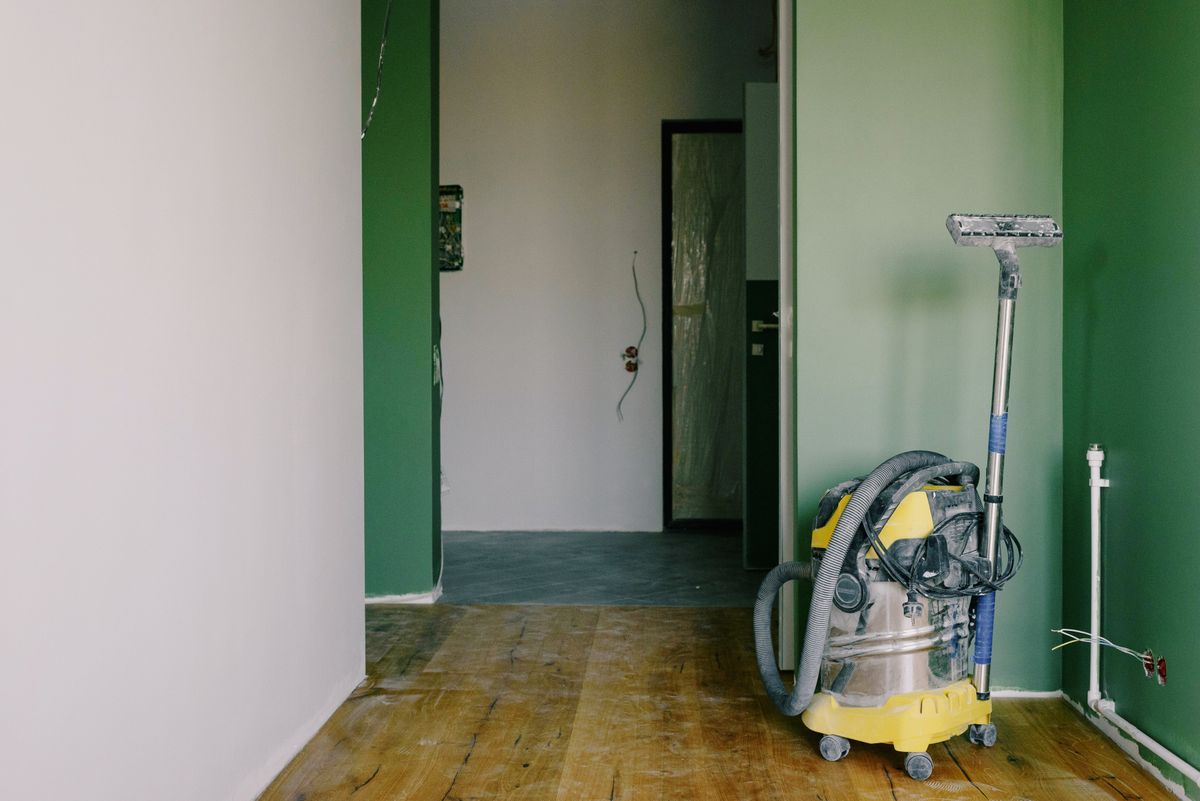 Post-renovation cleaning service