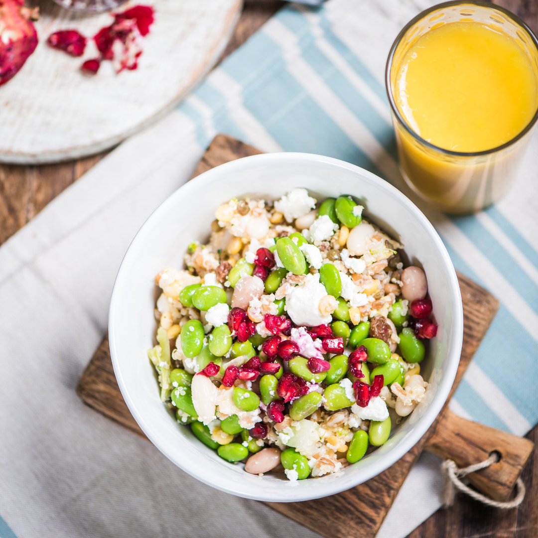 Simple daily health habits like hydration, real food, and rest that support the body naturally. Simple daily health habits like hydration, real food, and rest that support the body naturally.