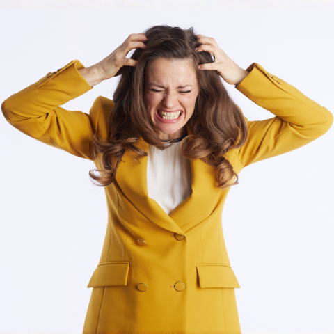 Overwhelming health and detox choices causing stress and confusion for women trying to improve their health Overwhelming health and detox choices causing stress and confusion for women trying to improve their health