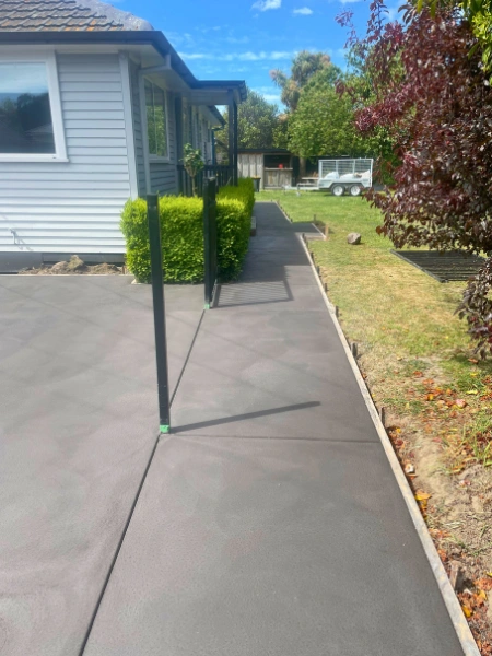 Residential Concrete path & Patio