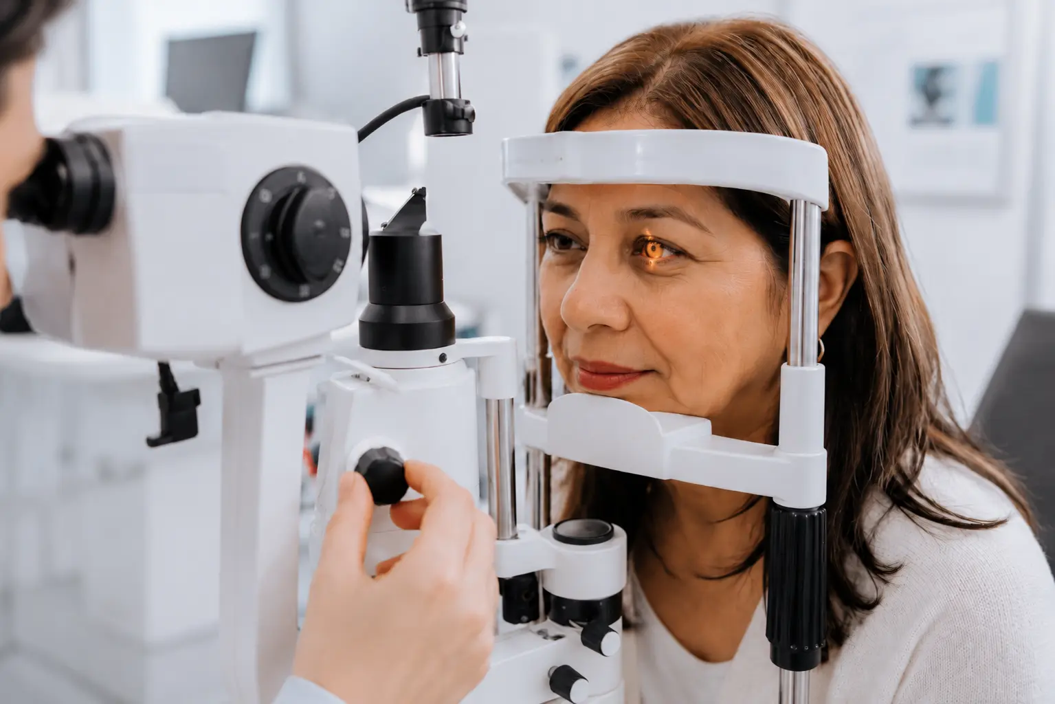 Diabetic eye exam and retinal screening at Ozark Eye