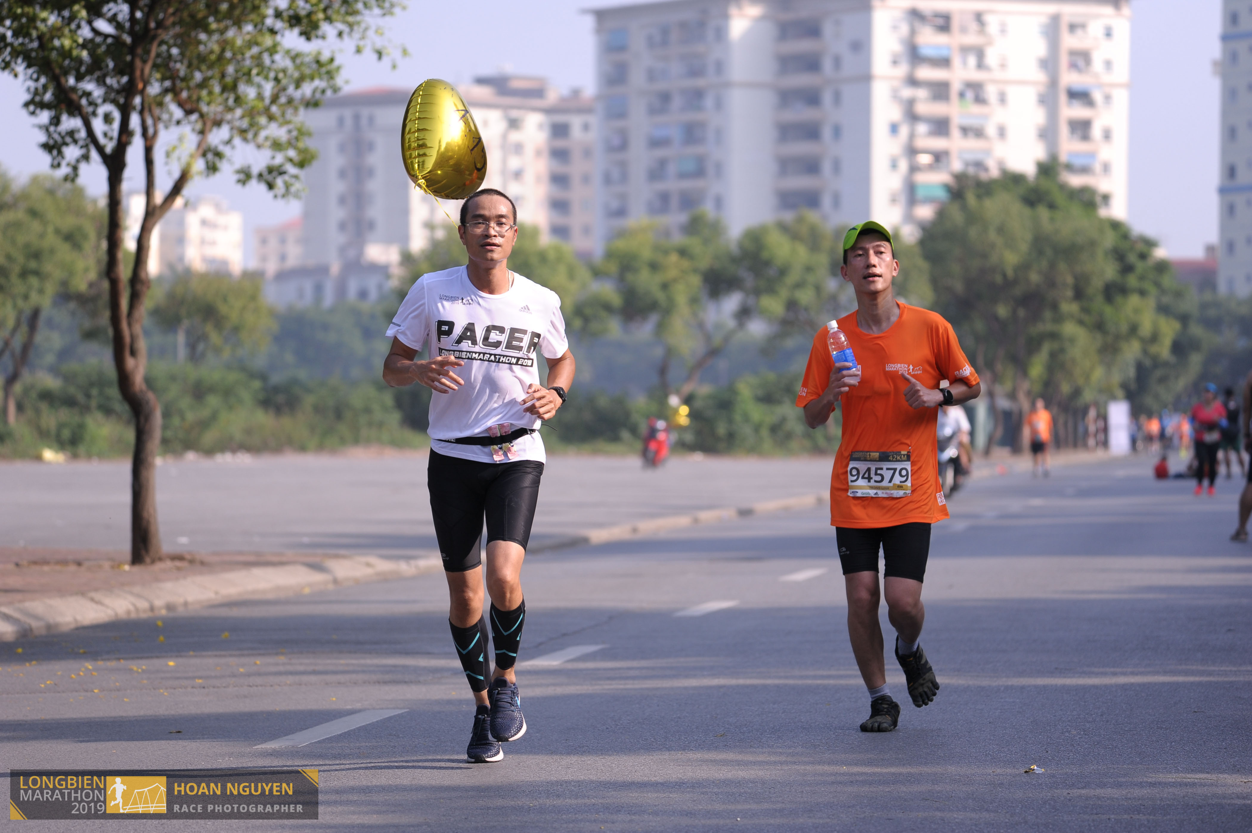 Tiếp Đất Bằng Gót Hay Mũi Chân? Kỹ Thuật Đáp Chân Bảo Vệ Khớp Gối