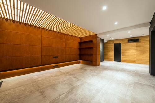 Lloyd Harbor, NY Finished Basements