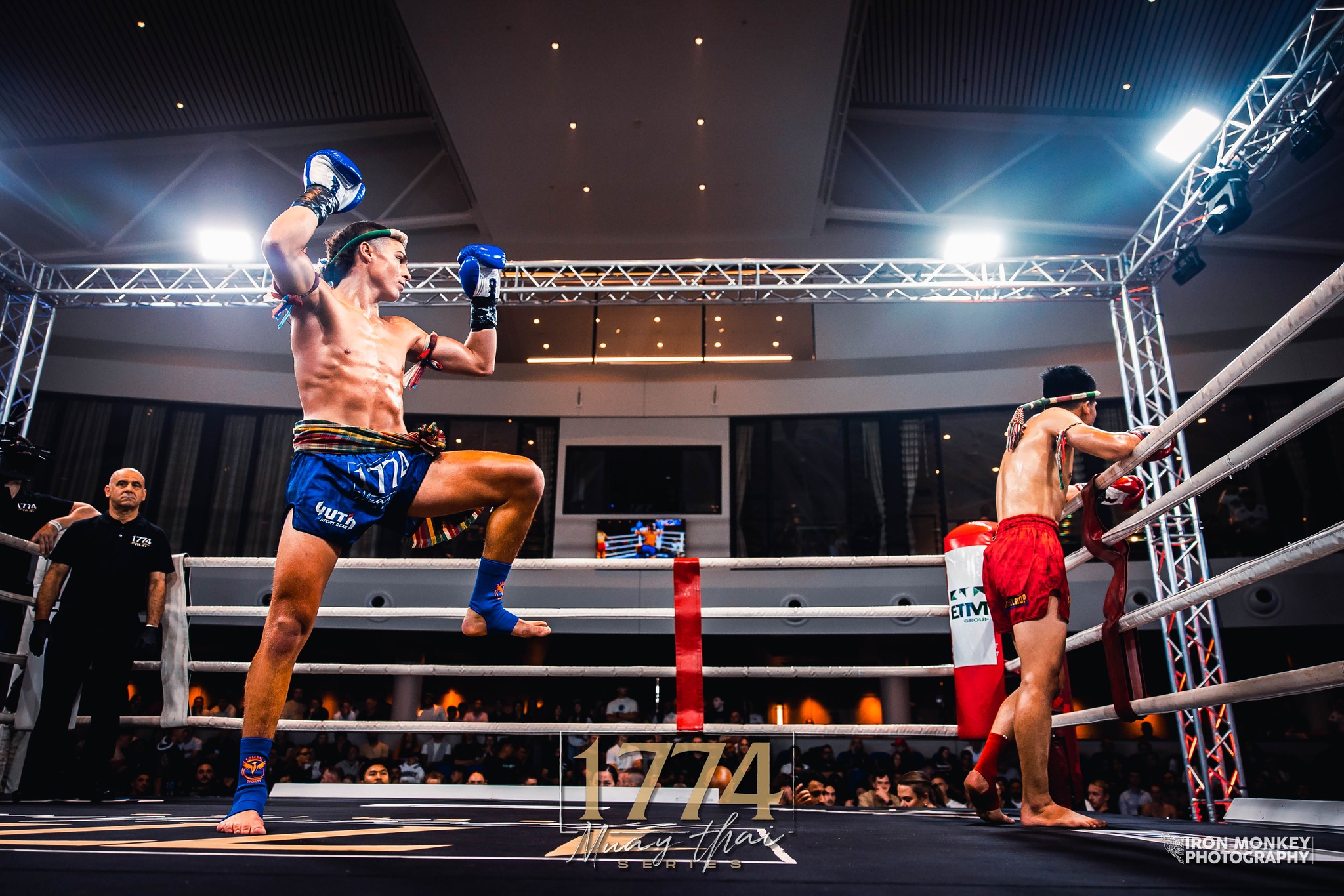 1774 Muay Thai Series Fighter