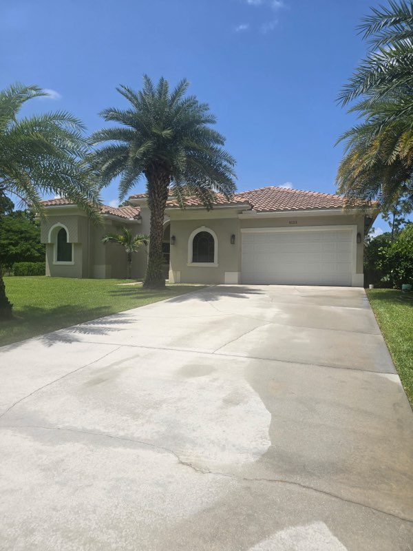 Pressure cleaning and painting work by JT Pressure Cleaning And Painting Inc.