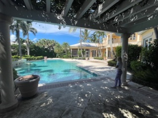 Pressure cleaning and painting work by JT Pressure Cleaning And Painting Inc.