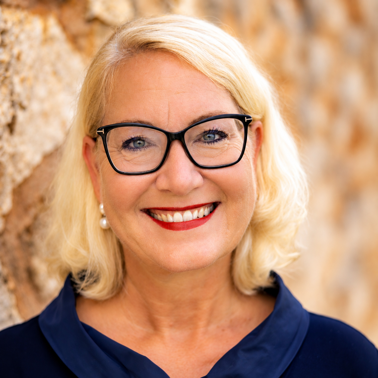 Annett, CEO & Business Mentorin