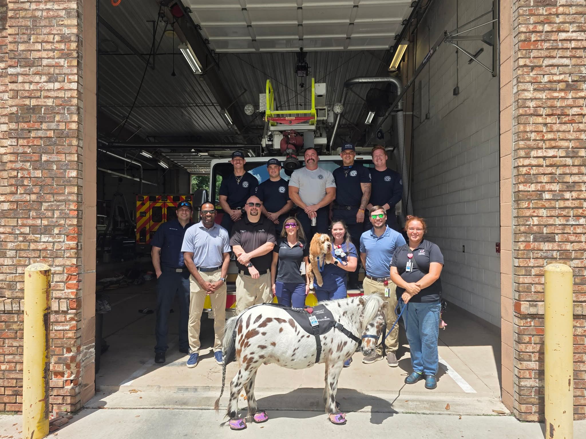 Honey's Mini Therapy Adventures visit to Pasco station photo 2