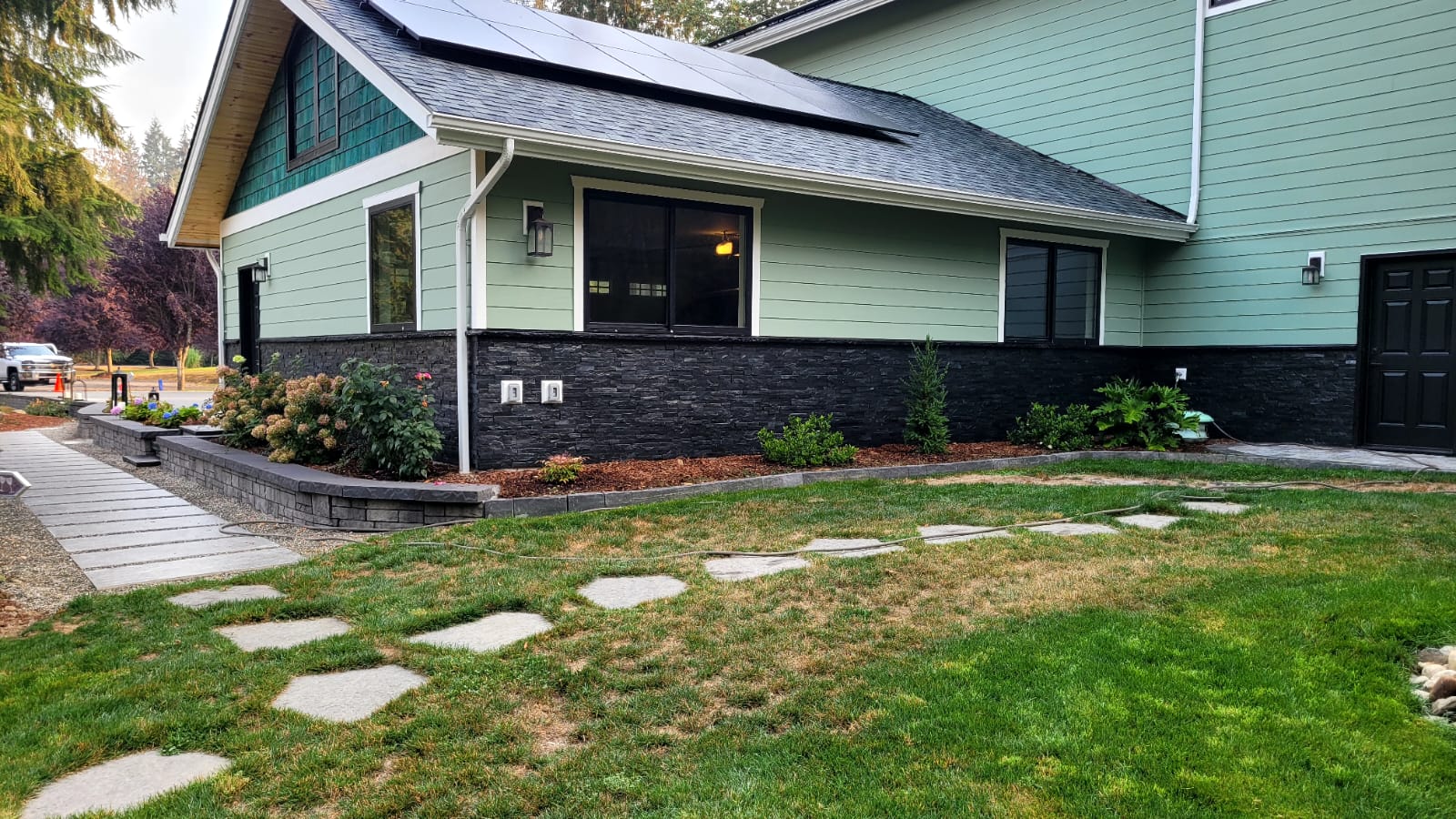 Walkway, Wall & Stone Veneer