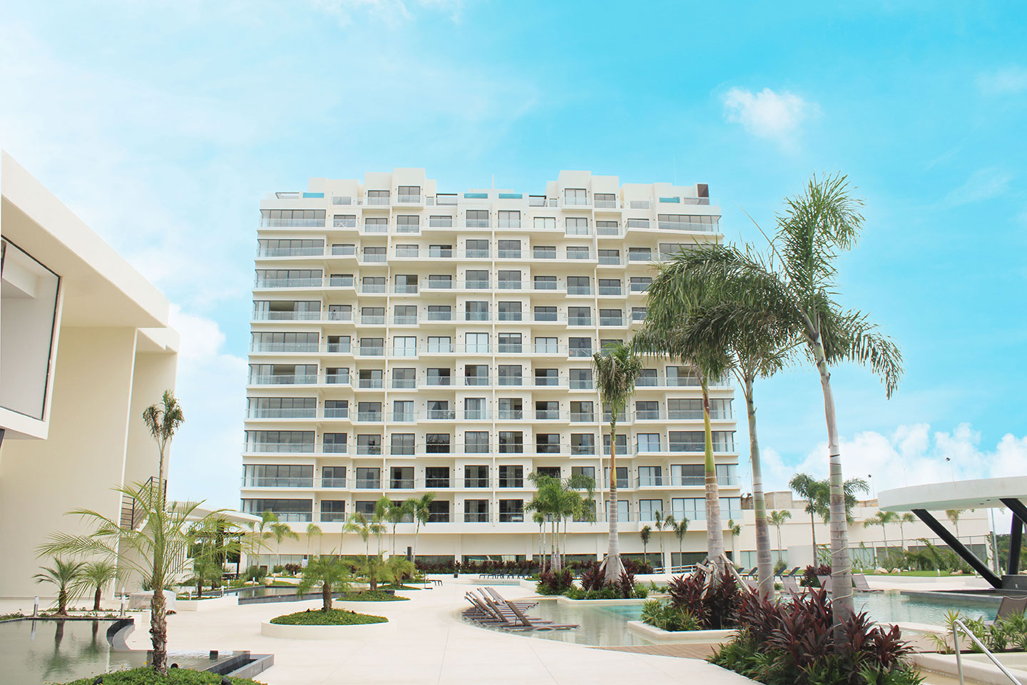 Valle Aurora CANCÚN - Luxury property in AV. HUAYACÁN CANCÚN, Q. ROO. MÉXICO - View 4