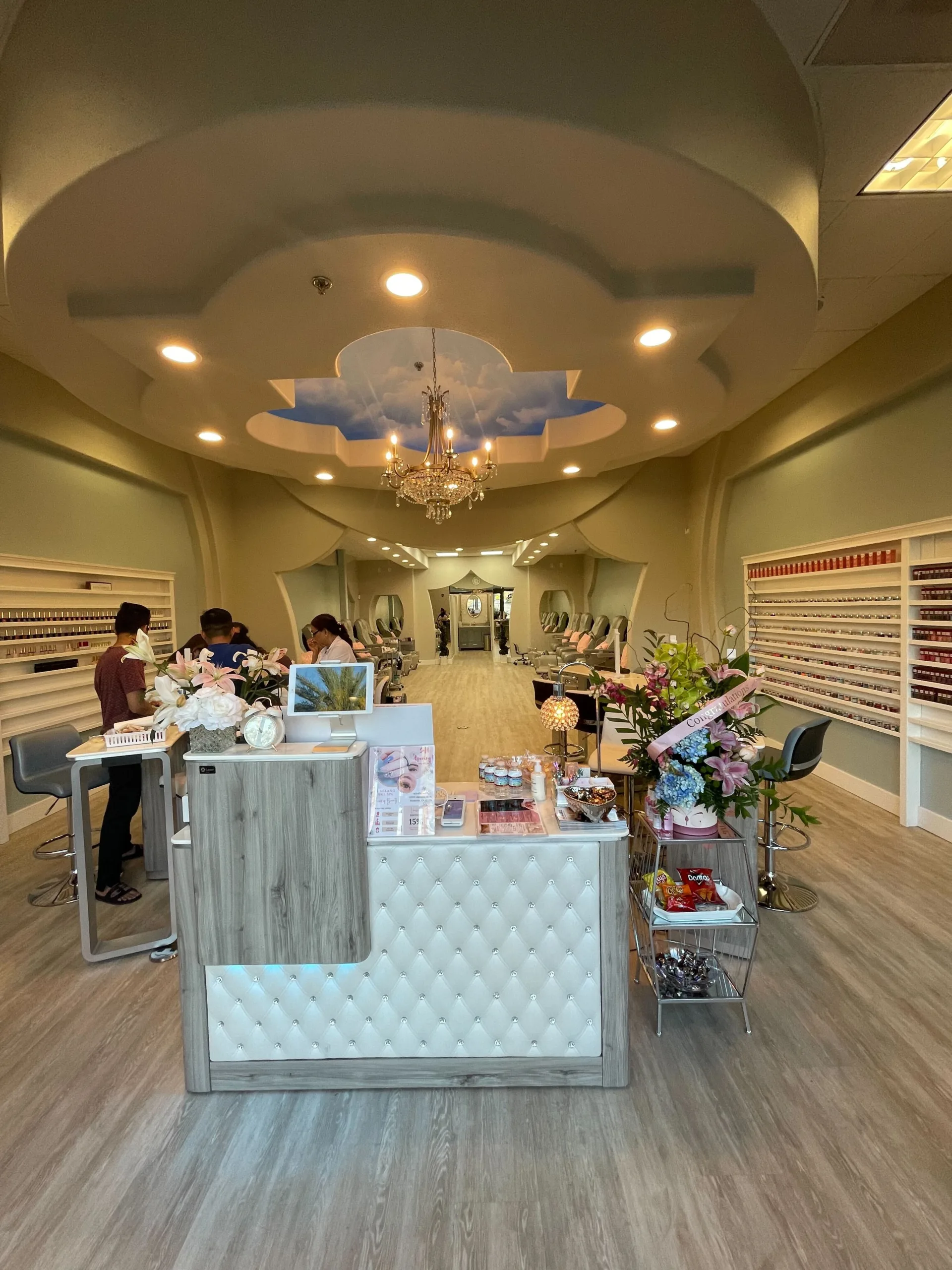 Di Milano Nails & Spa