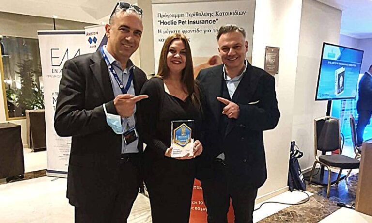 Hoolie Foundation βραβείο Insurance Innovation Awards