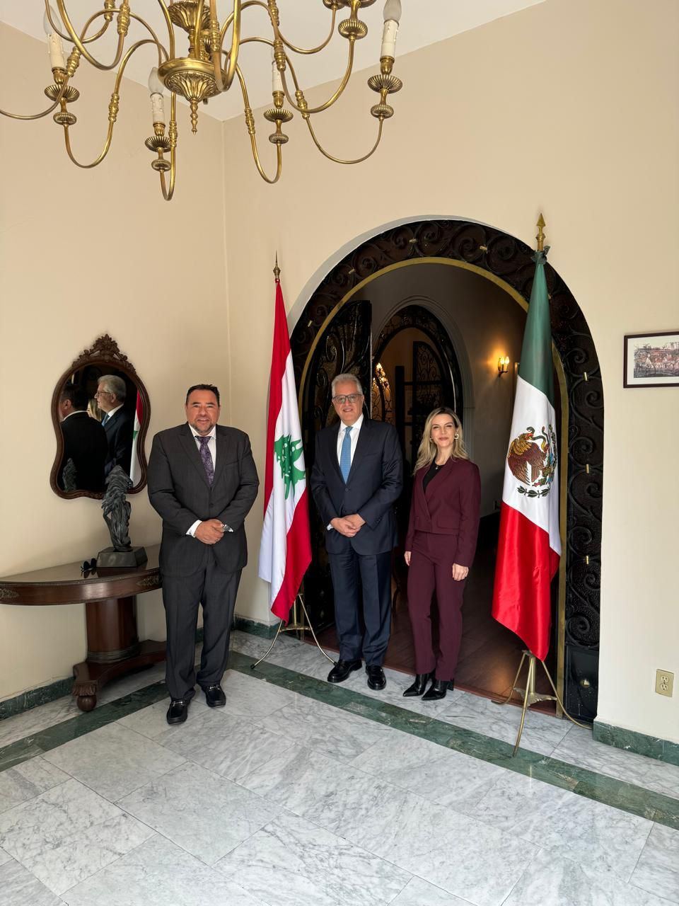 Encuentro con el Embajador del Líbano en México