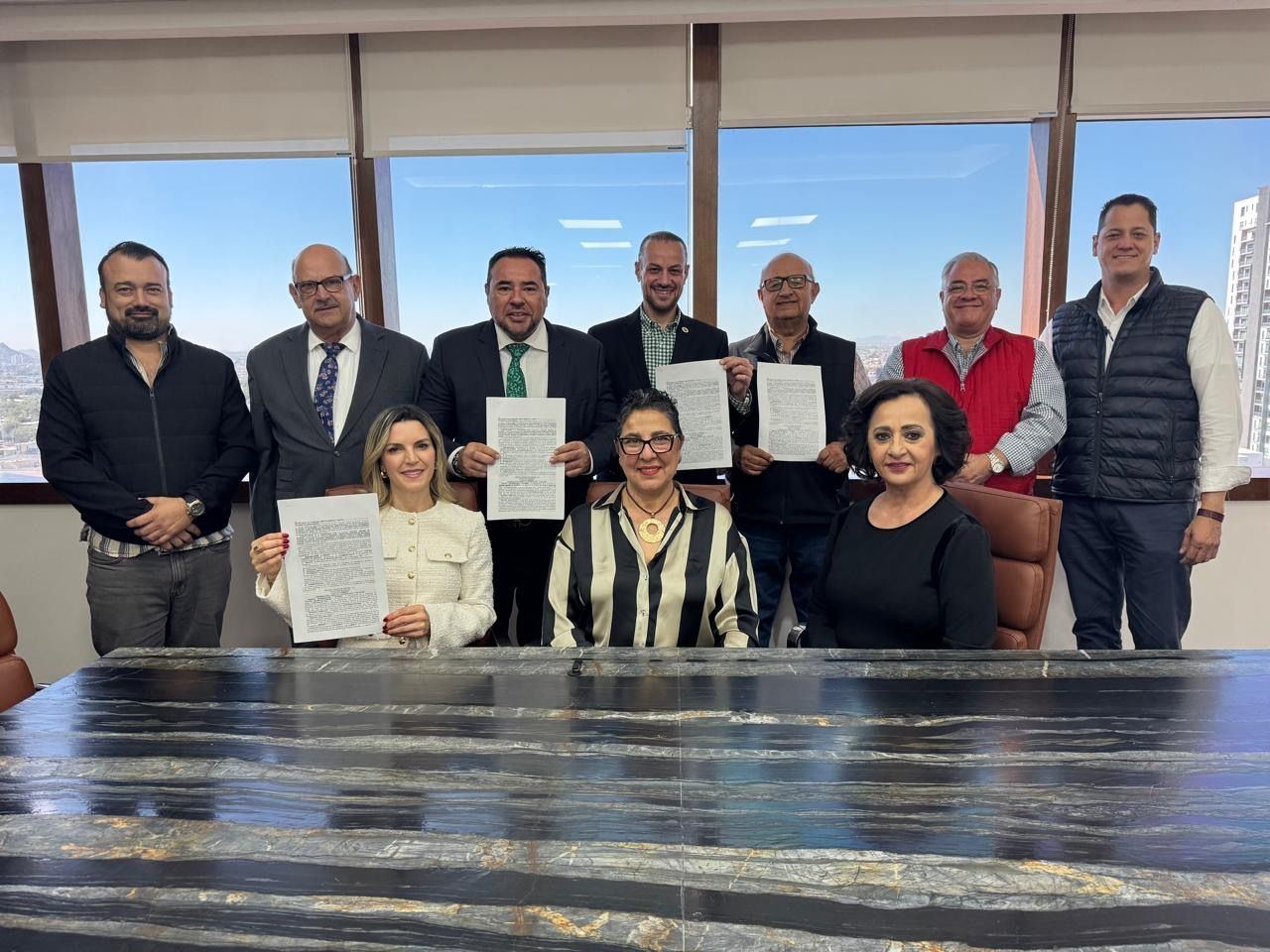 Socios fundadores en la constitución del Centro Libanés de Sonora