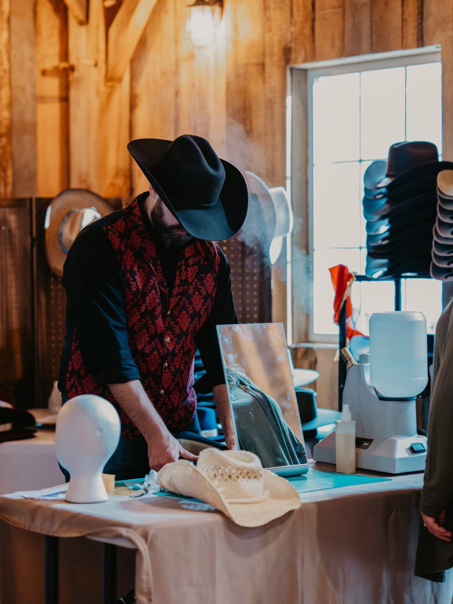 Shaping the brim of a hat