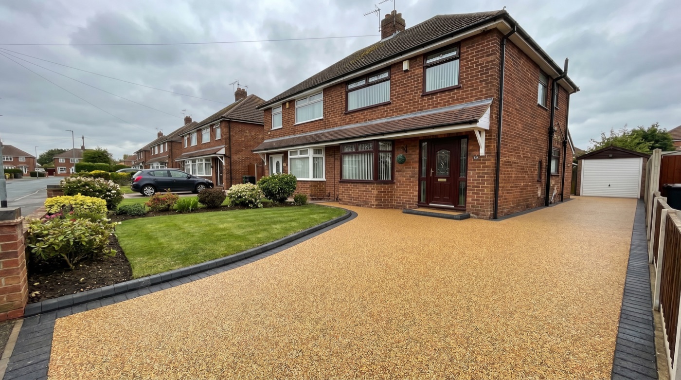 Finished resin bound driveway