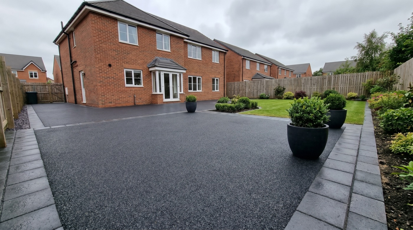Finished resin bound patio