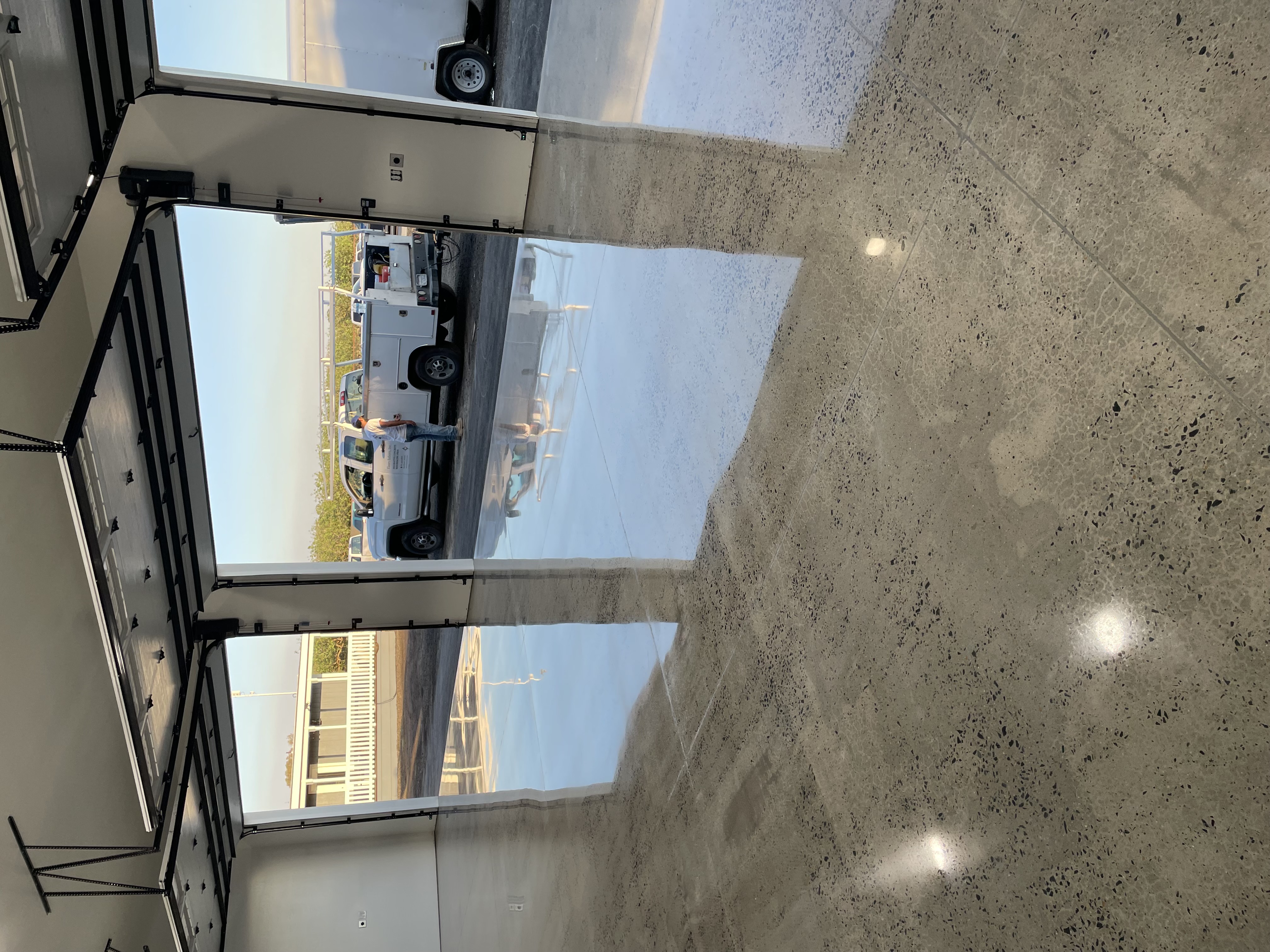 Glass-like polished concrete floor in [[CITY]]