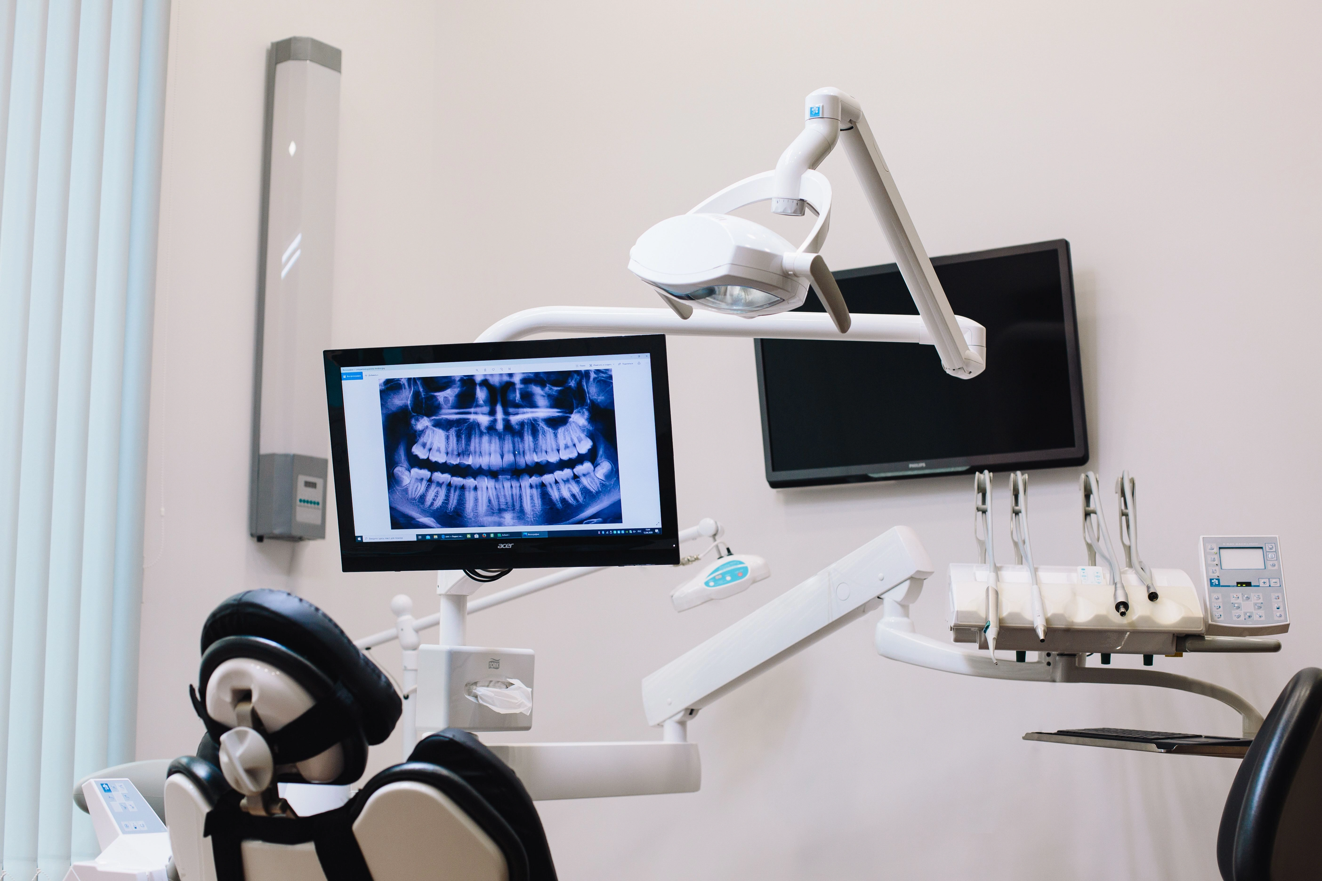 Advanced dentistry techniques transforming smiles through modern treatments and innovative dental technology.