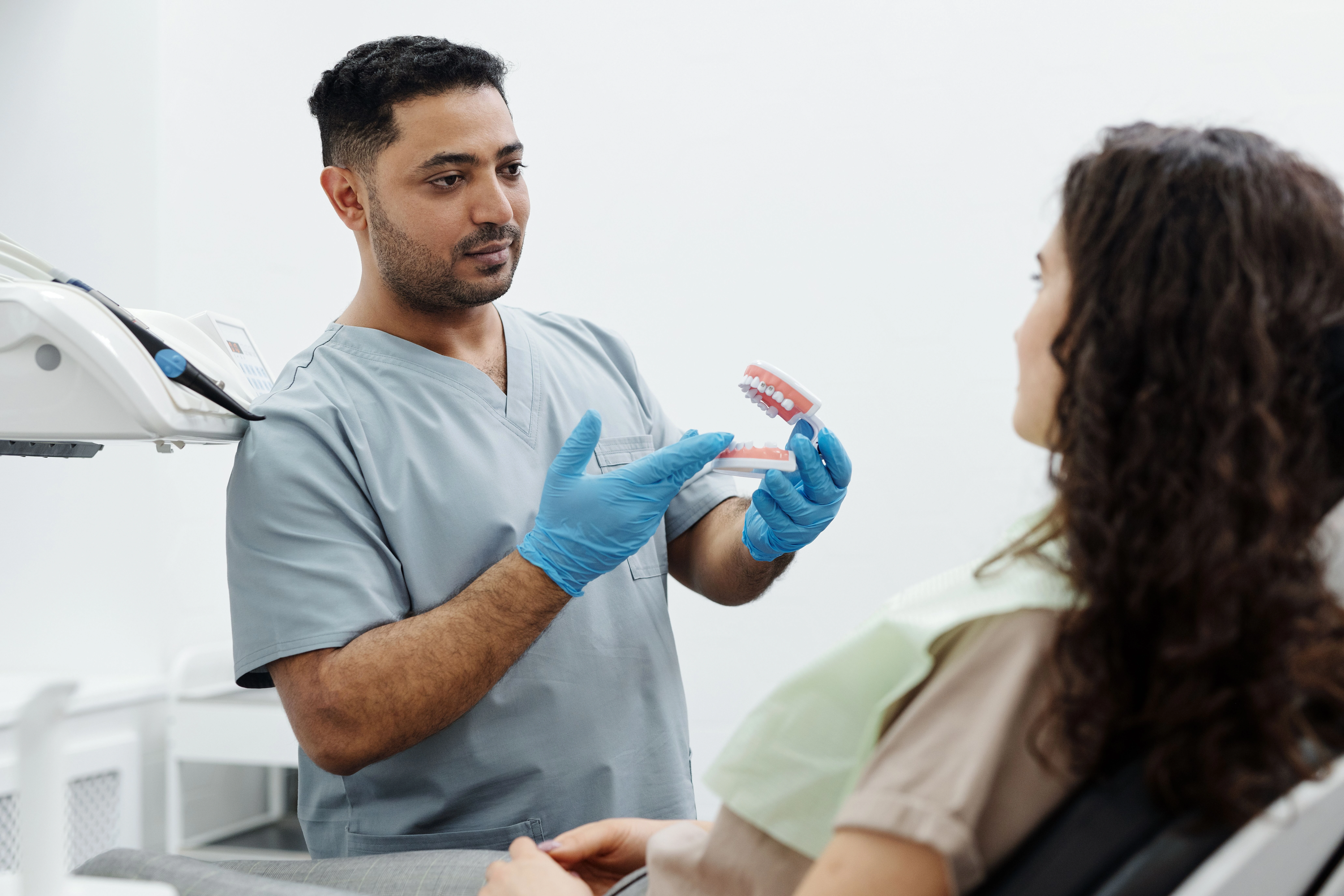 Signs of complex dental problems that may require advanced care, specialist treatment, and modern dentistry techniques.