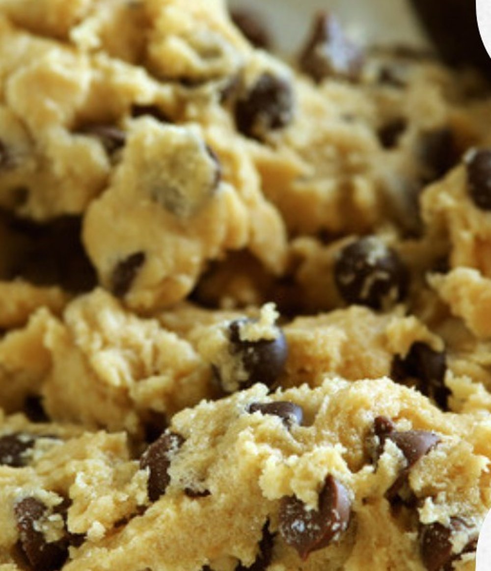 No-bake protein cookie dough with chocolate chips, 24 to 27g protein