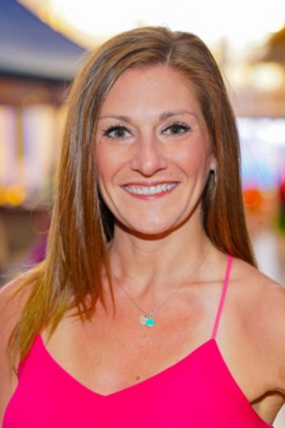 Courtney Kelly