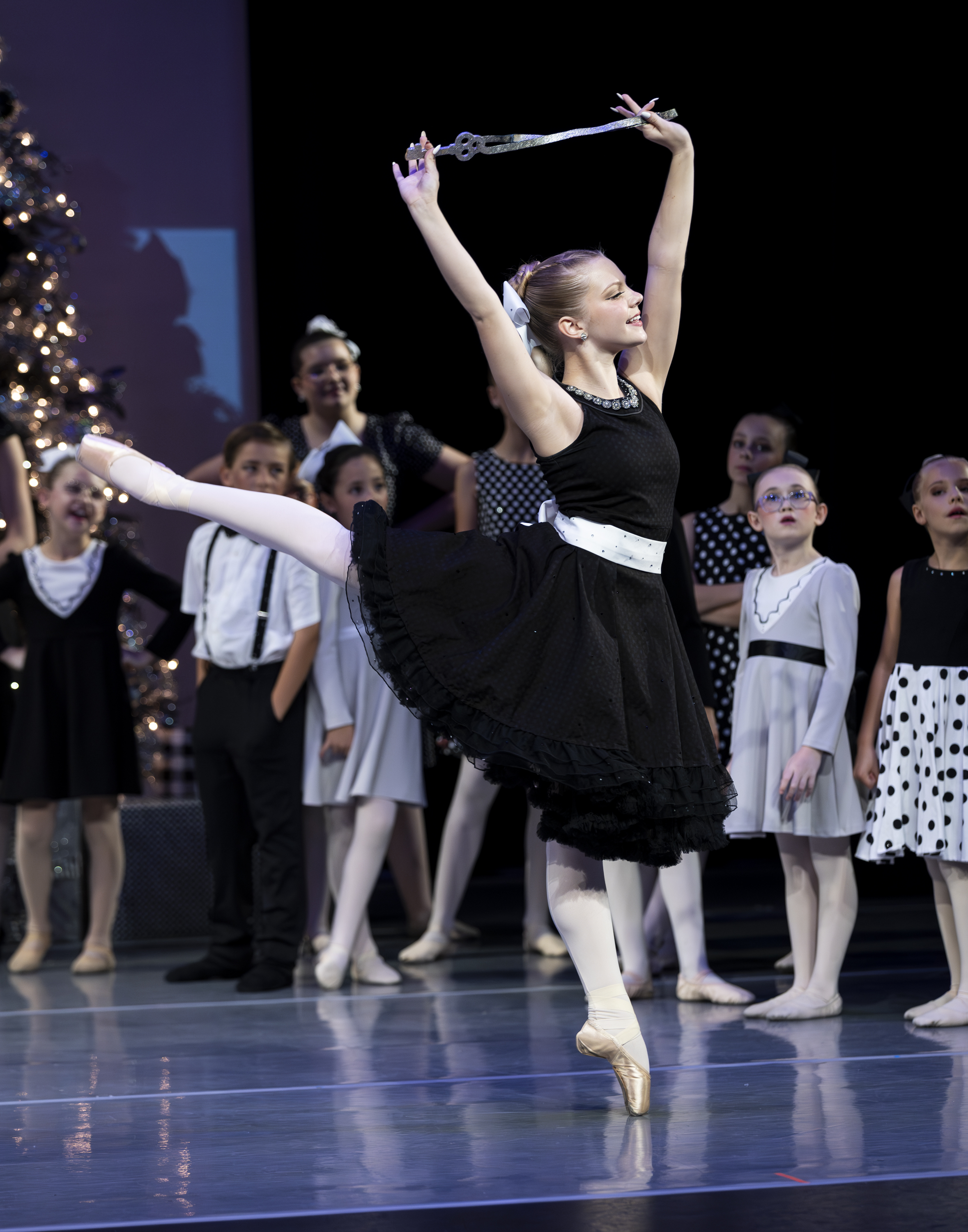 LDI dancers on stage