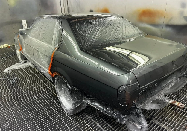 Expert car painting and automotive resprays in Auckland with high quality paint finishes