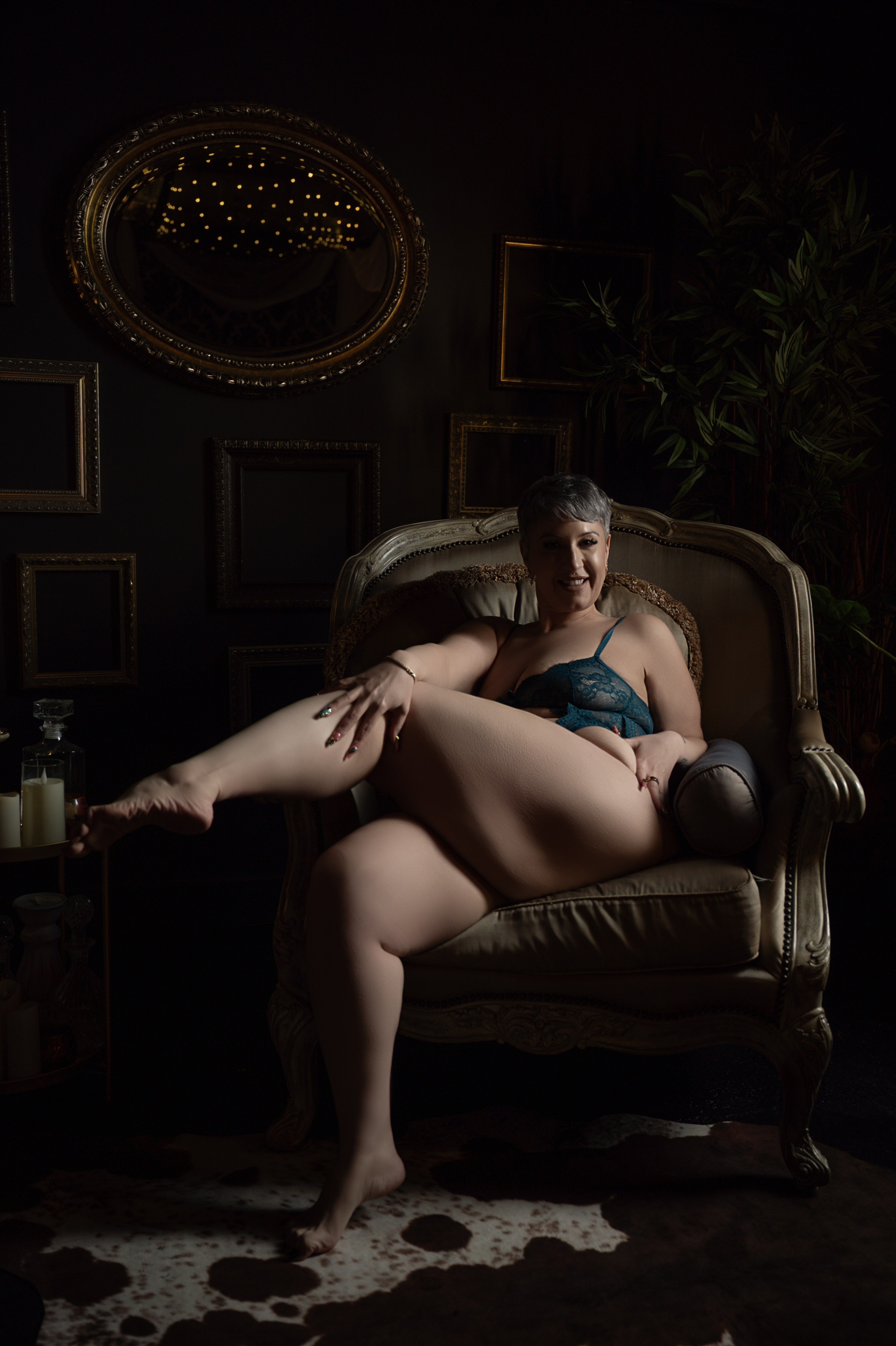 Plus size boudoir session in Bedford, New Hampshire